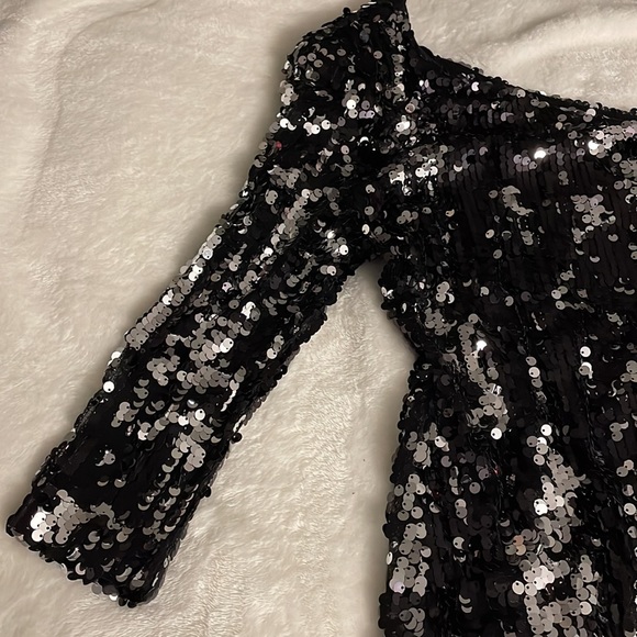 Black/silver sequin dress. - Picture 6 of 6